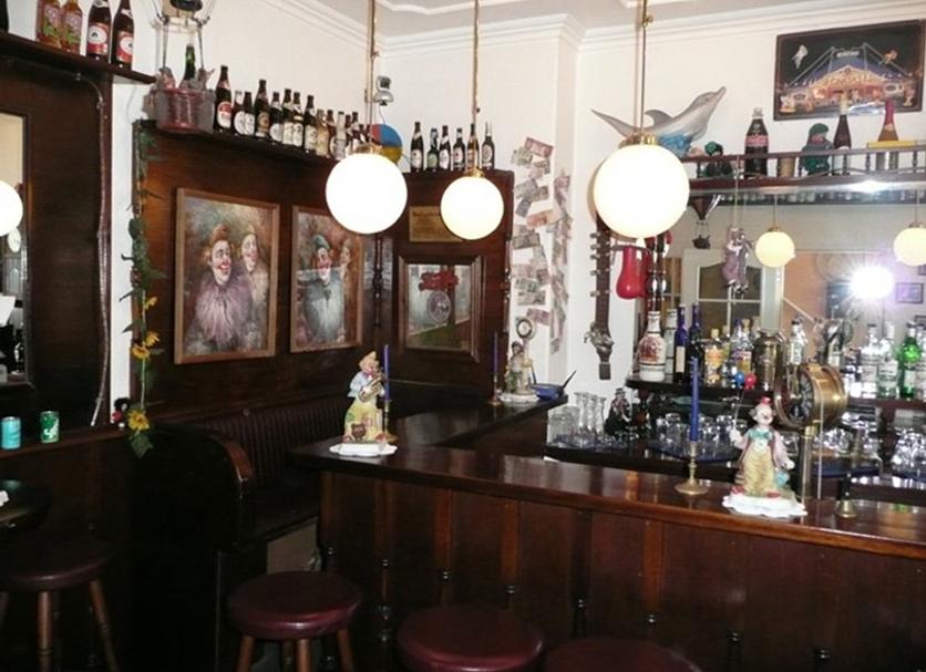 Bar Photo