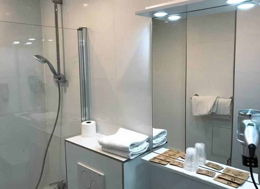 Bathroom Photo