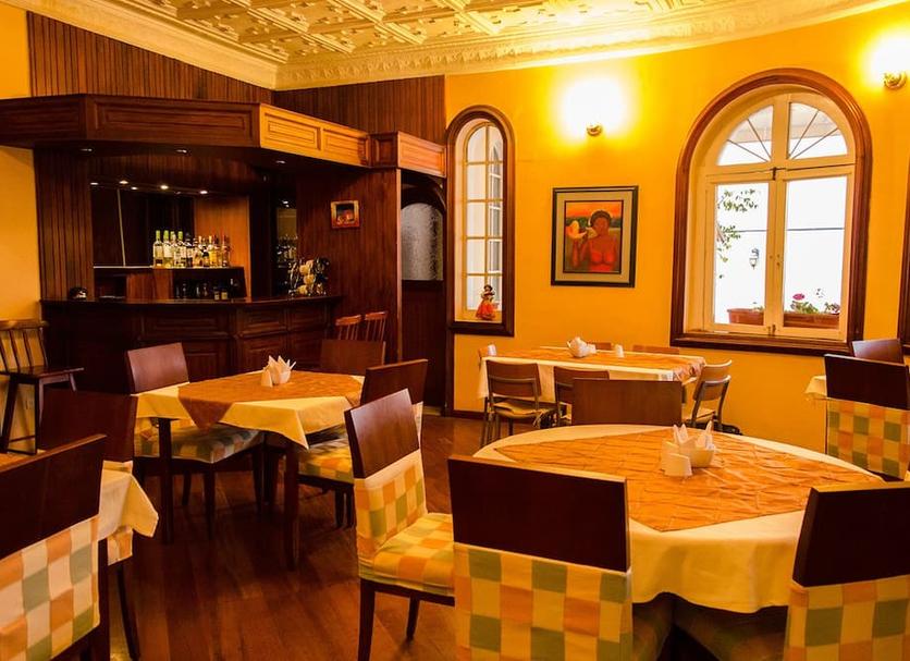 Restaurant Photo