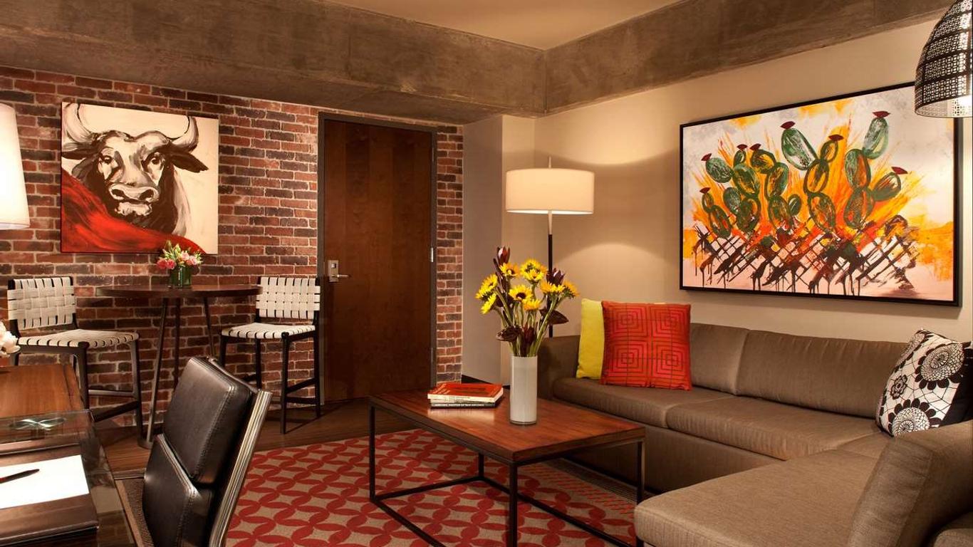 Hotel Contessa - Suites on the Riverwalk