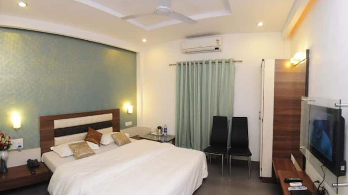 Shantis Hotel Surbhi