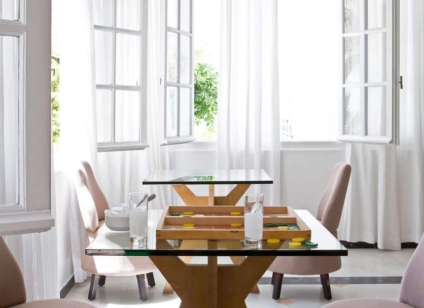 Dining room Photo