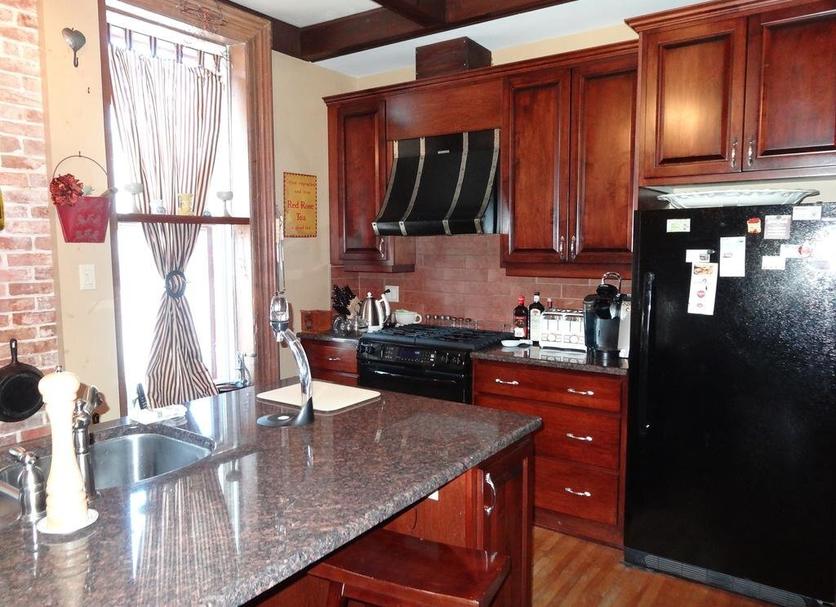 Kitchen Photo