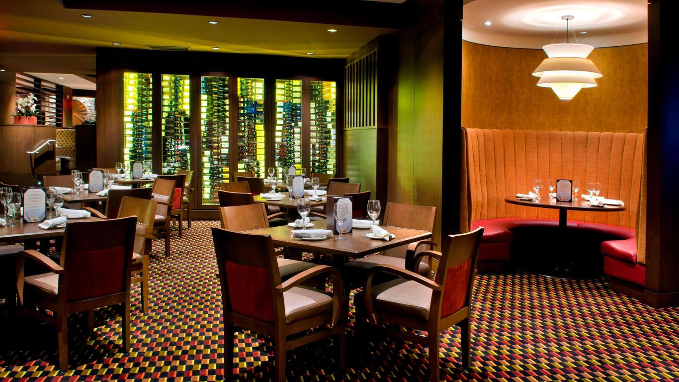 Courtyard by Marriott Niagara Falls