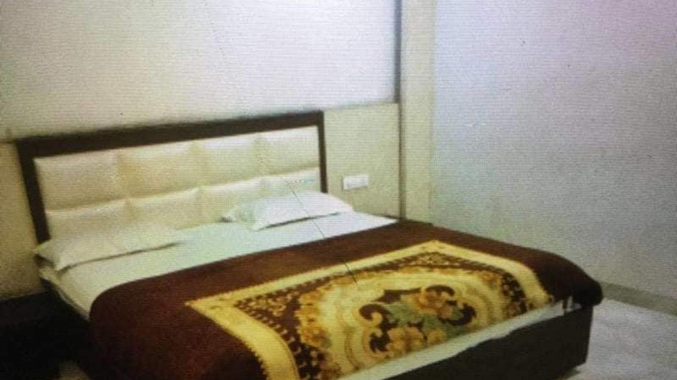 Hotel Raj Palace