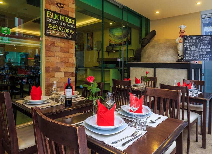 Restaurant Photo