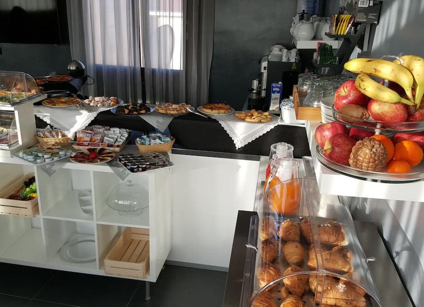Buffet Photo