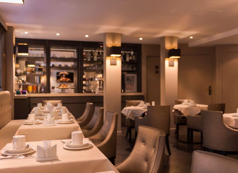 Restaurant Photo