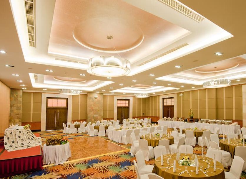 Banquet hall Photo
