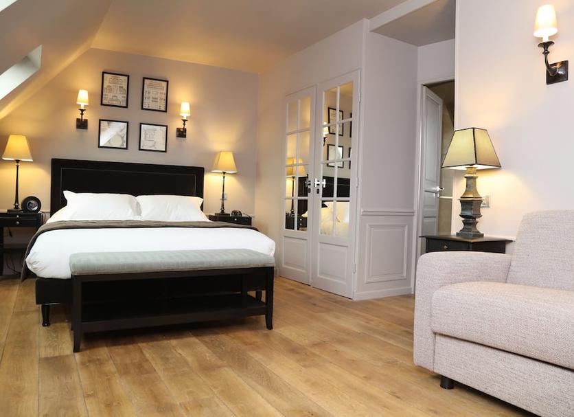 Bedroom Photo