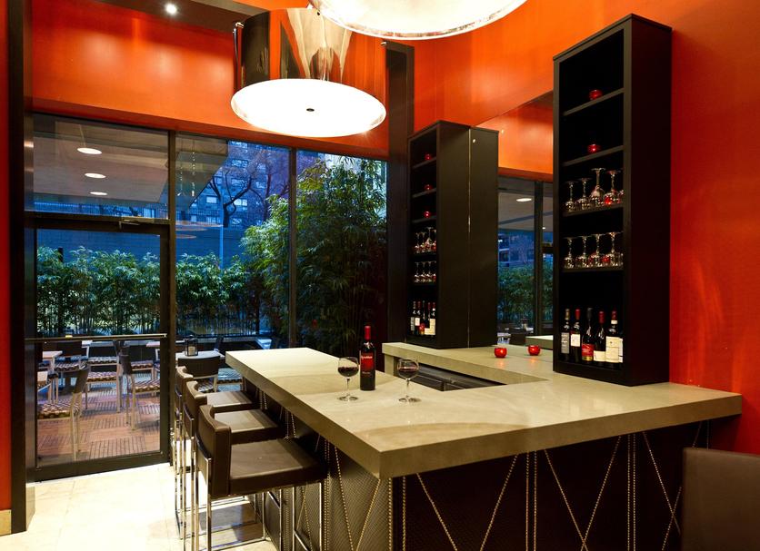 Bar Photo