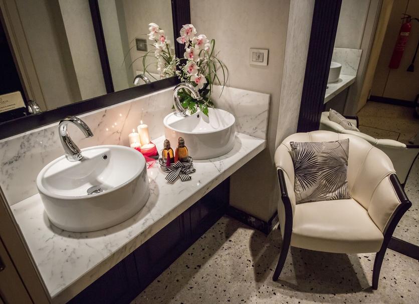 Bathroom Photo