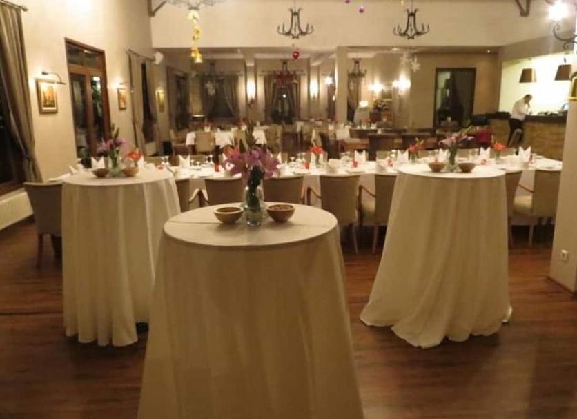 Banquet hall Photo