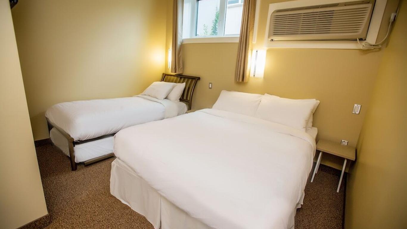Refresh Inn & Suites