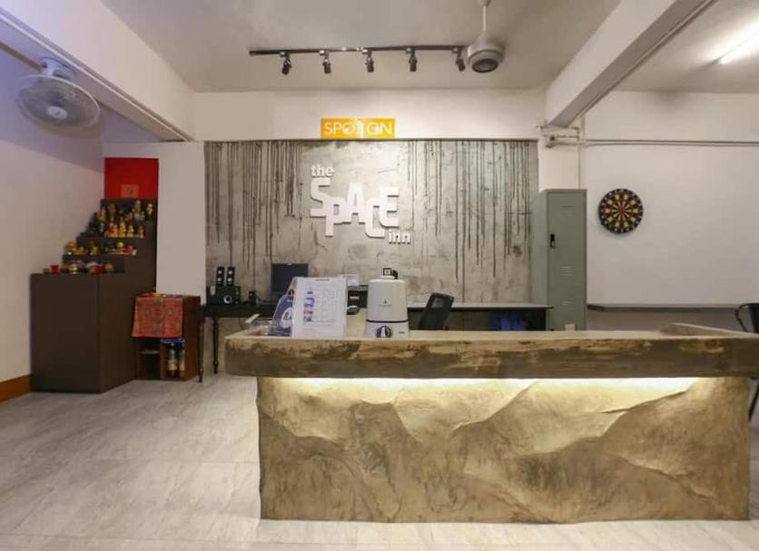 Front desk Photo