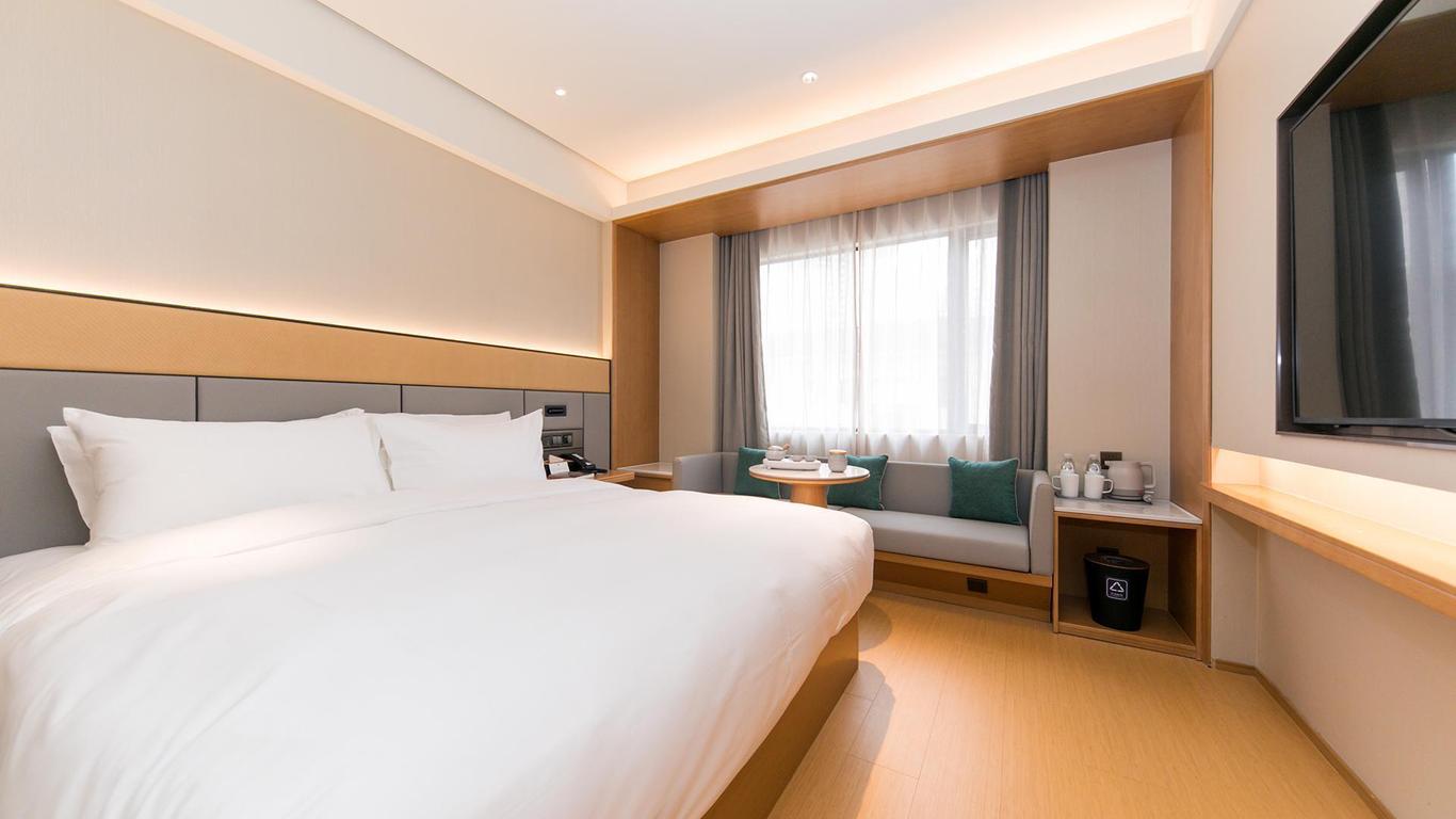 Ji Hotel Shanghai Xujiahui Branch