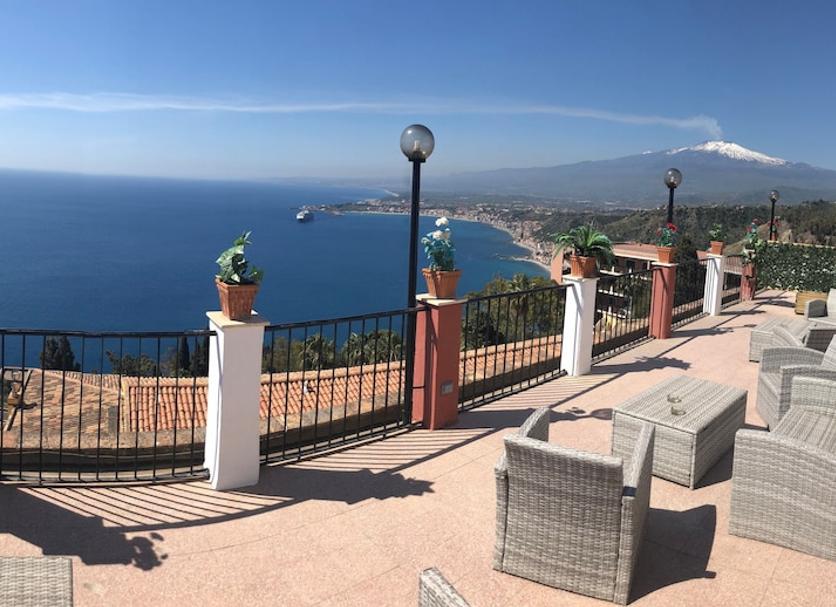 Balcony Photo