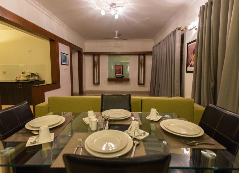 Dining room Photo