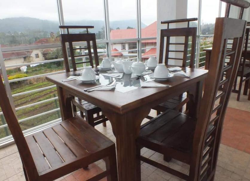 Dining room Photo