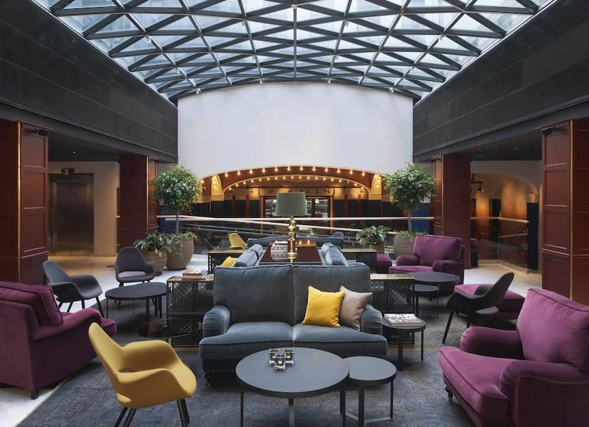 Lounge Photo