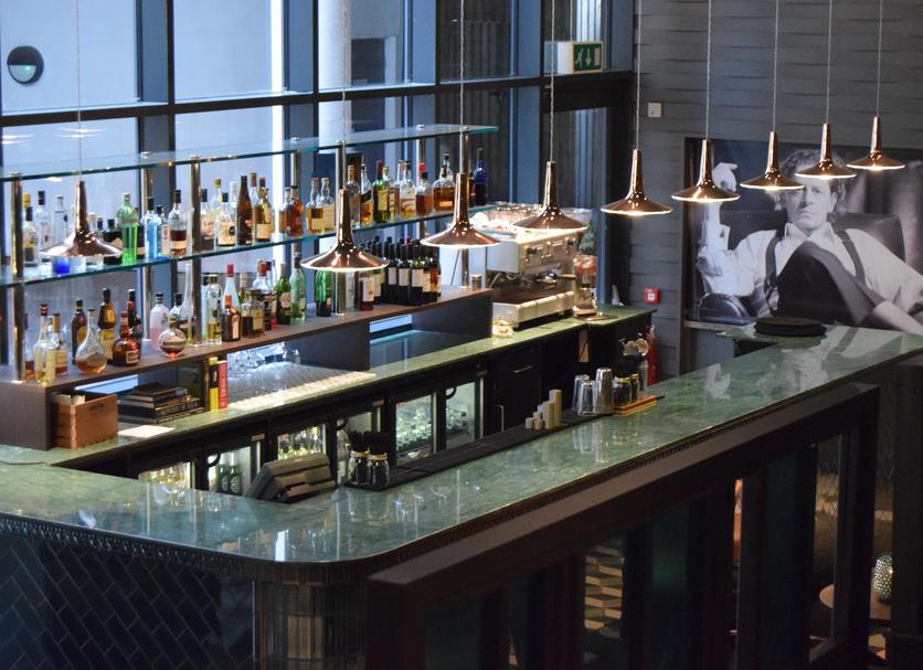 Bar Photo