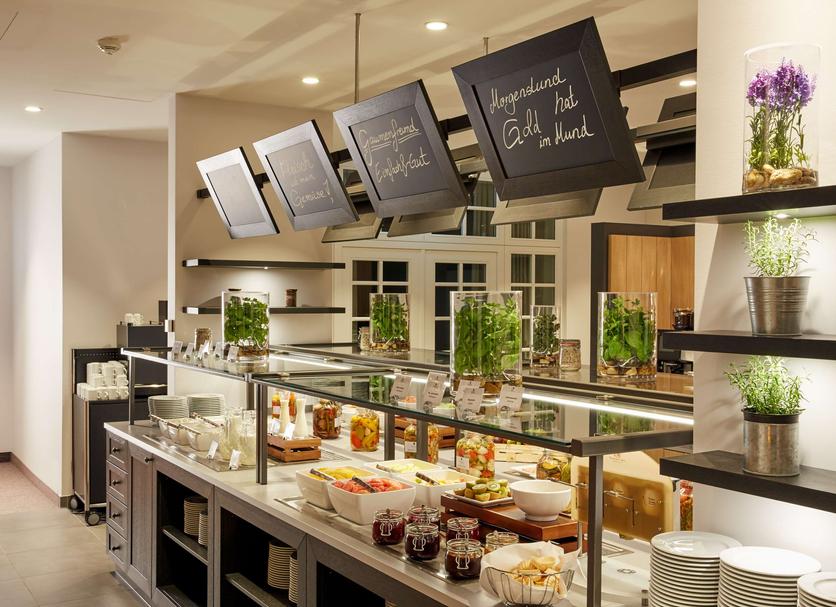 Buffet Photo