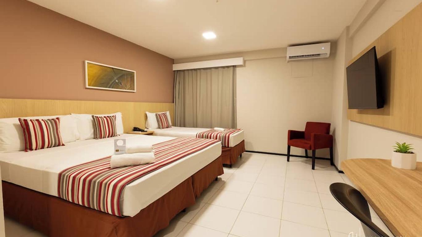Slz Lagoa Hotel