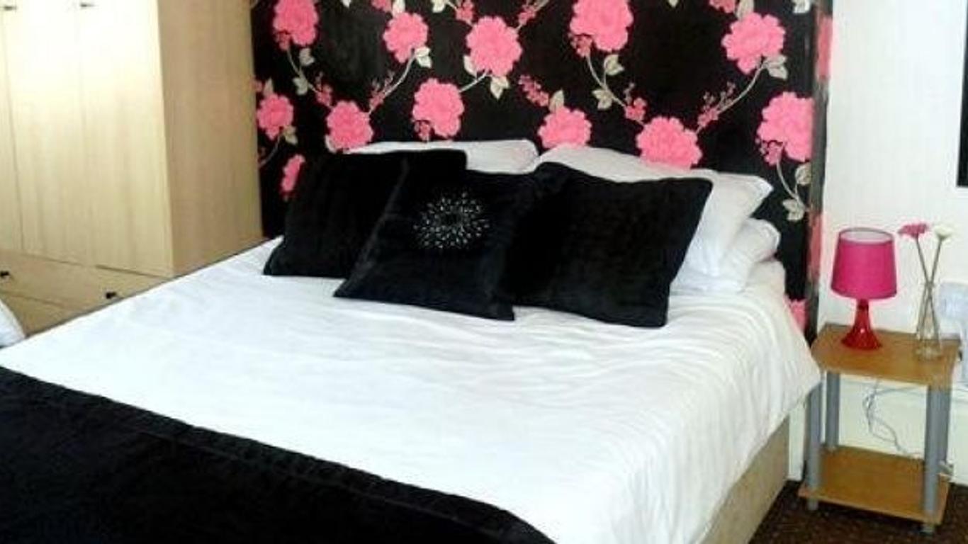 New Derina Hotel