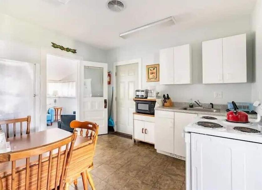 Kitchen Photo