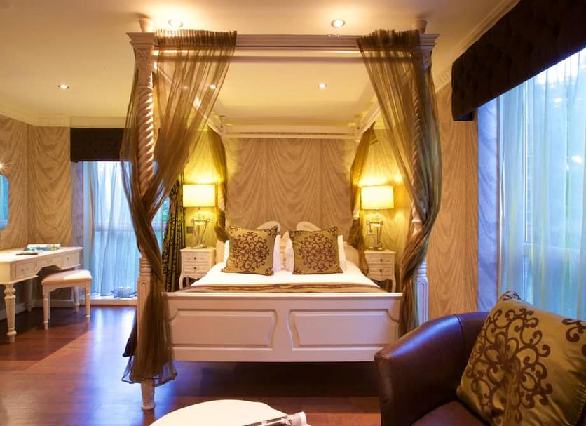 Bedroom Photo