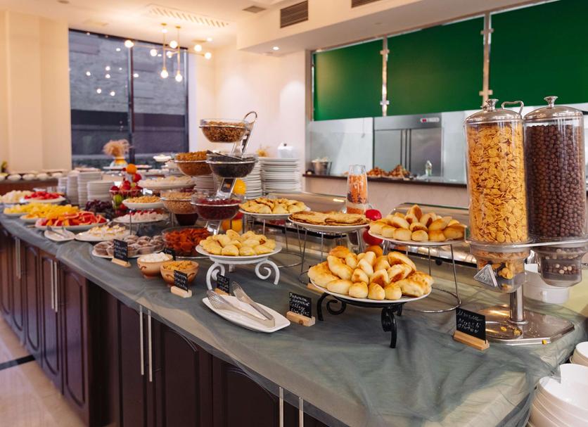 Buffet Photo