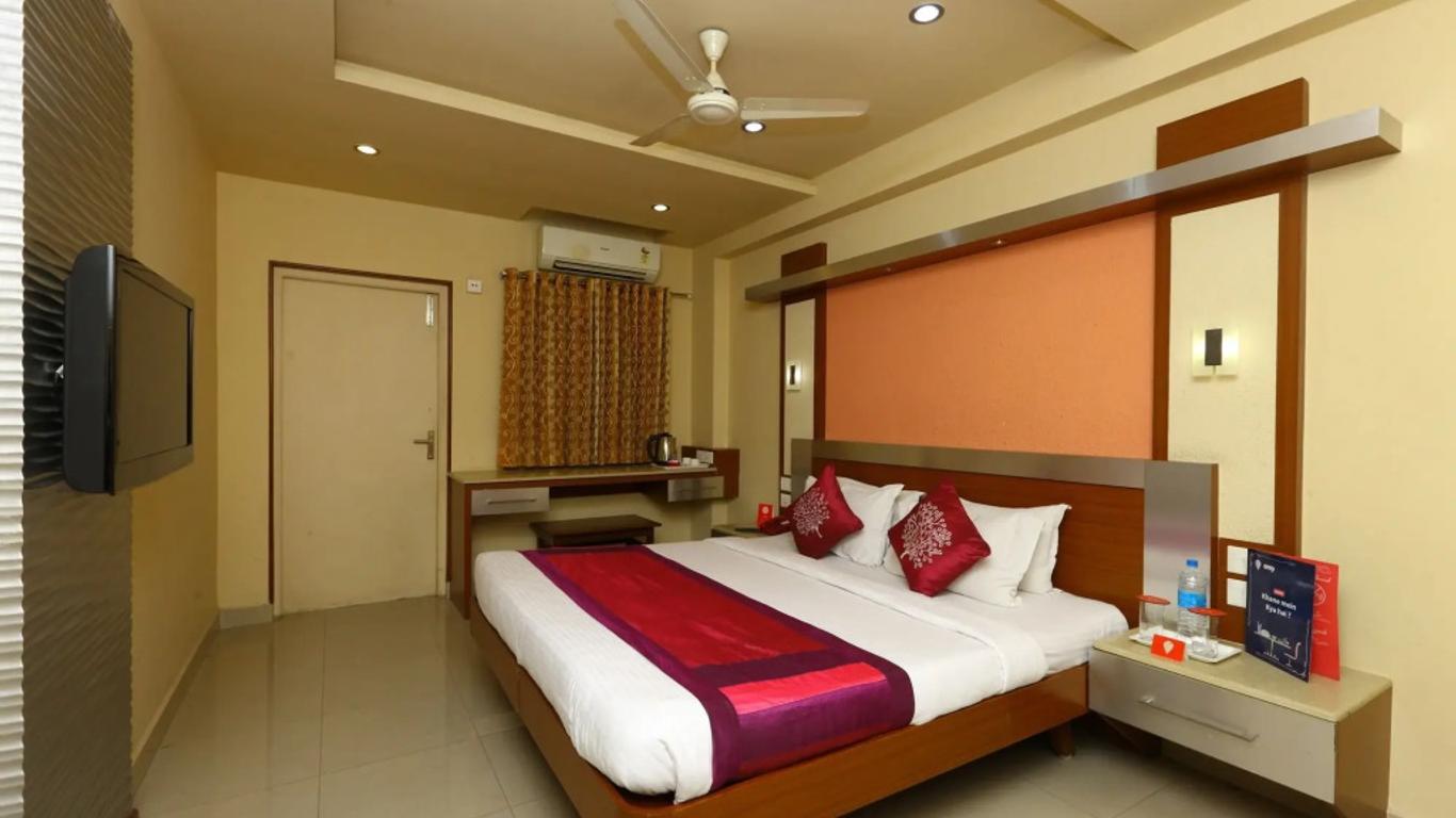 Hotel NavaRATNA