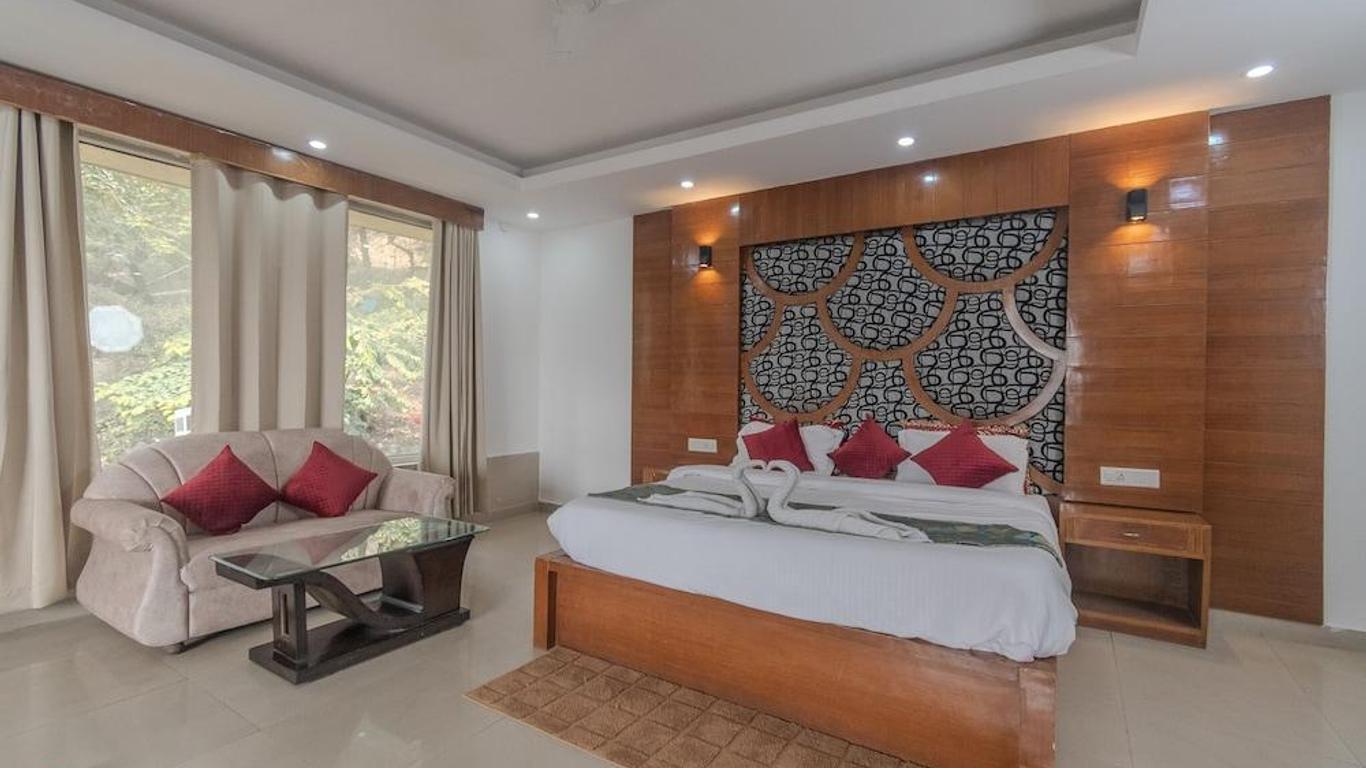 OYO 1790 Hotel Raj Mandir