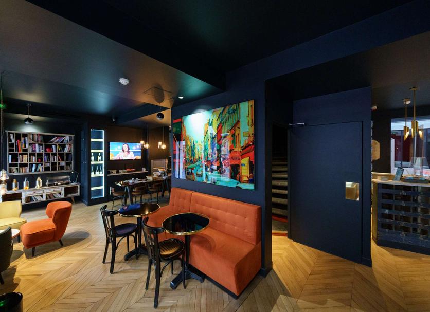 Bar Photo