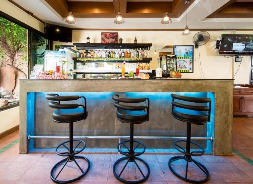 Bar Photo