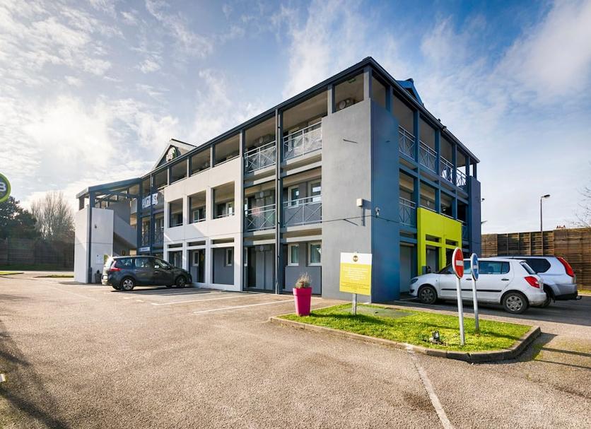 Building Photo