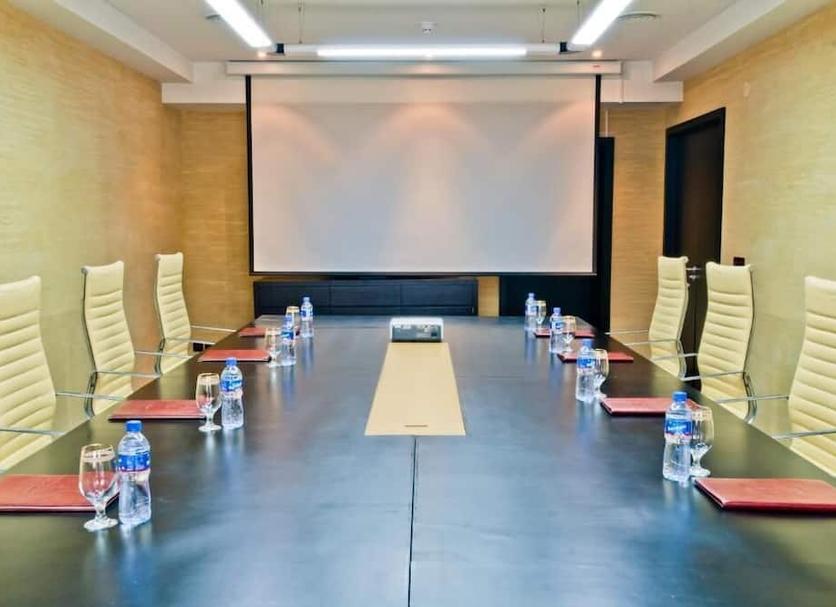Conference room Photo