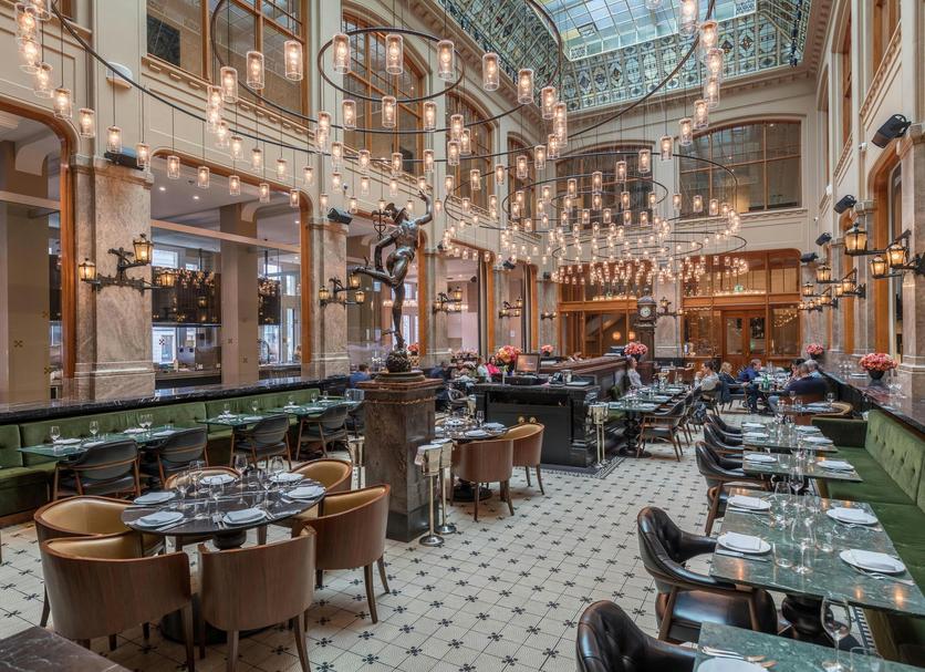Restaurant Photo