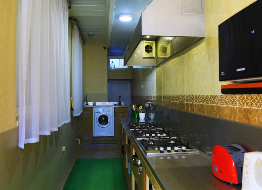 Kitchen Photo