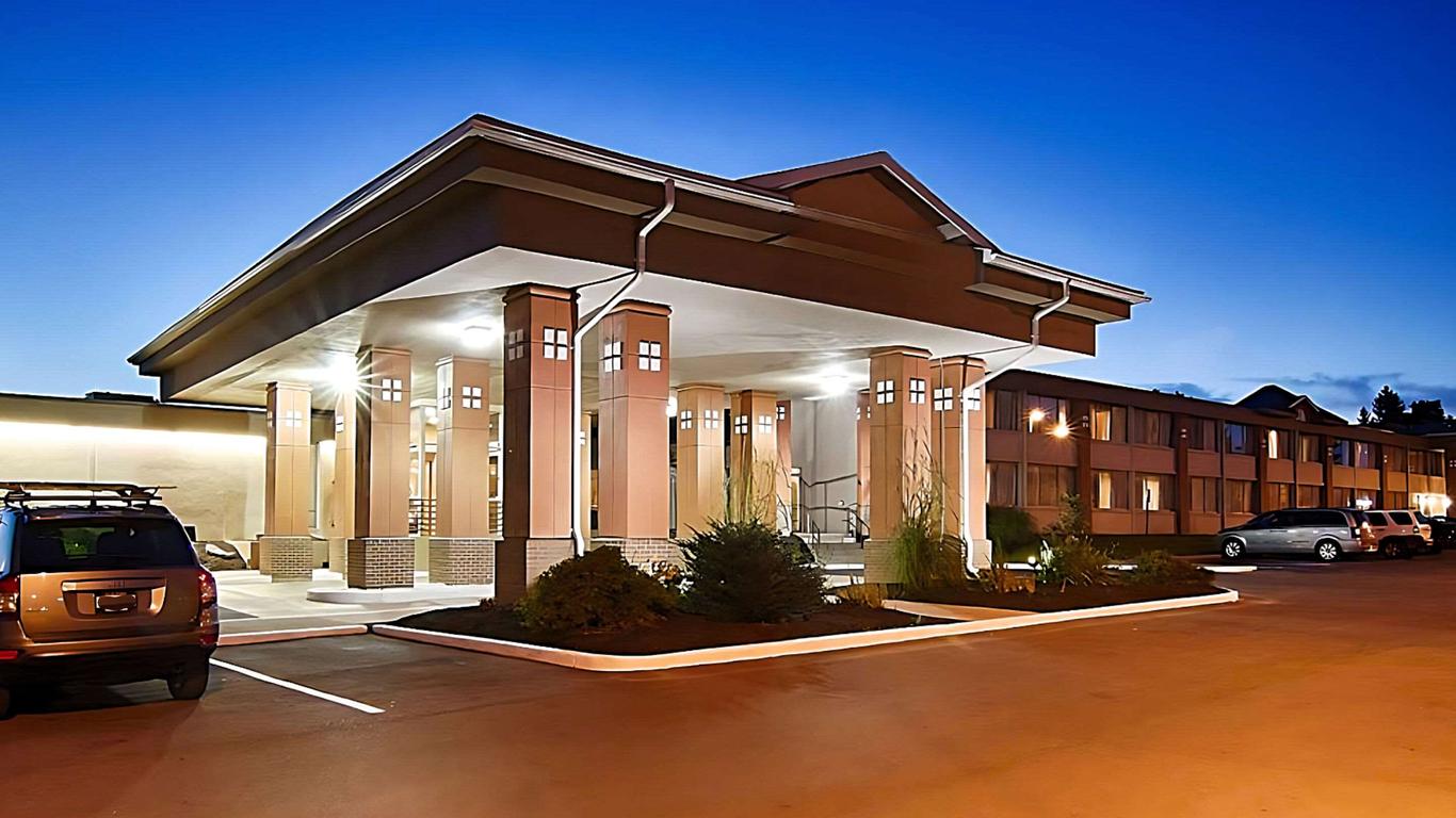 Quality Inn & Suites East Syracuse - Carrier Circle