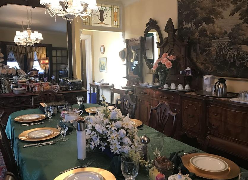Dining room Photo