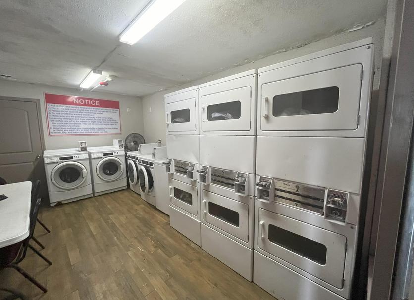 Laundry facility Photo