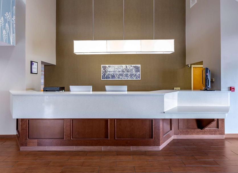 Front desk Photo