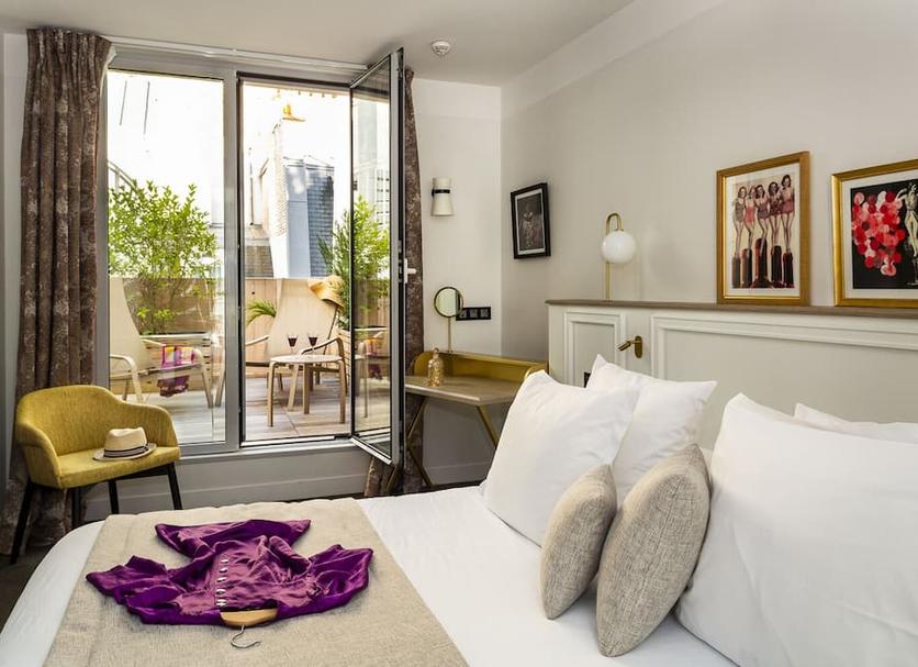 Bedroom Photo