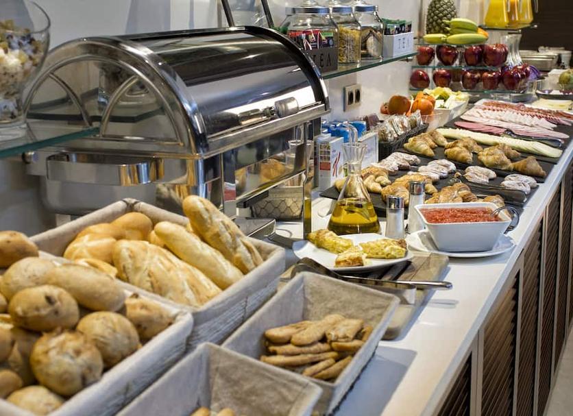 Buffet Photo