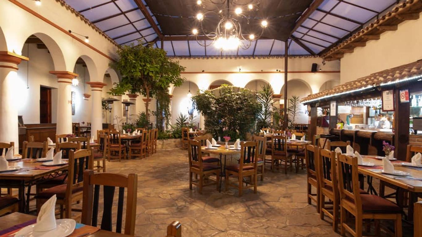 Hotel Plaza Magnolias