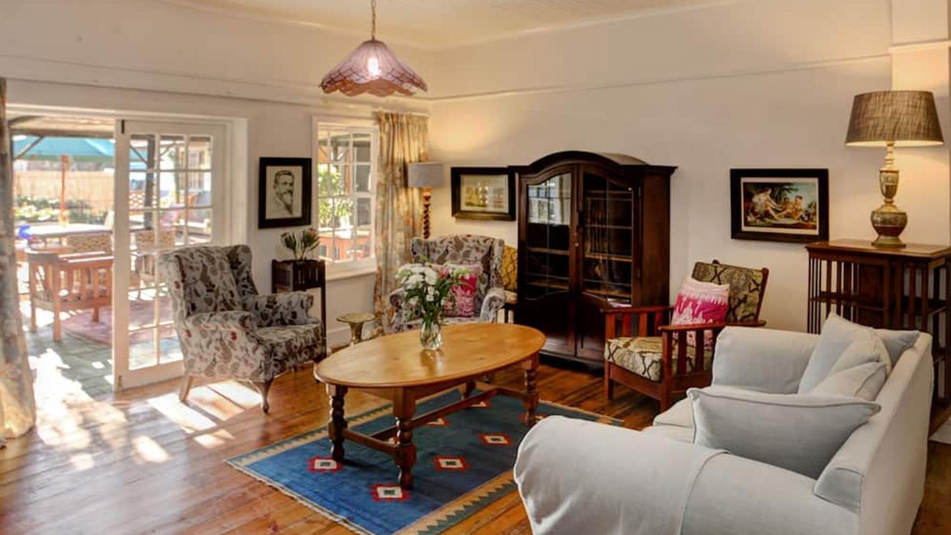 Outeniqua Travel Lodge