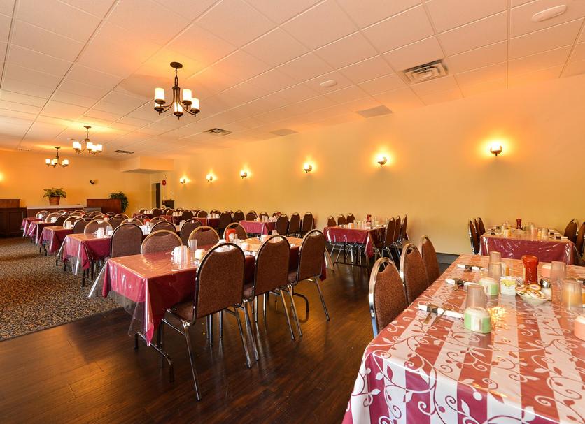 Restaurant Photo