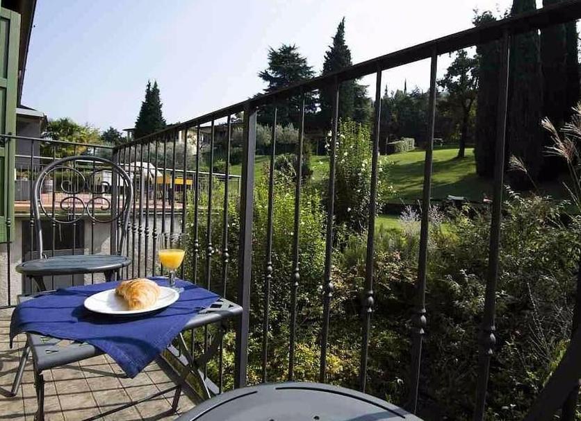 Balcony Photo