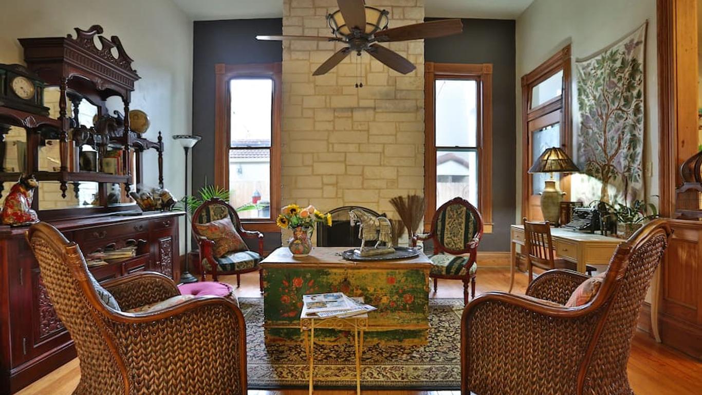 O'Casey's Boutique Inn